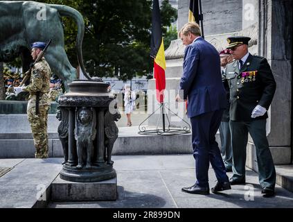 Brüssel, Belgien. 20. Juni 2023. - König Willem-Alexander und Königin Maxima besuchen das Grab des unbekannten Soldaten am ersten Tag des Staatsbesuchs in Belgien. Das königliche Paar wird das Land auf Einladung des belgischen Königs Philippe und Königin Mathilde besuchen und neben Brüssel auch Waterloo, Leuven und Antwerpen besuchen. ANP REMKO DE WAAL netherlands Out - belgien Out Credit: ANP/Alamy Live News Stockfoto