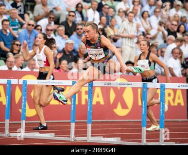 Andrea Rooth aus Norwegen nimmt an den nationalen 100m-Hürden der Frauen bei den Oslo Bislett Games Teil, Wanda Diamond League, Bislett Stadium, Oslo Norwegen Stockfoto