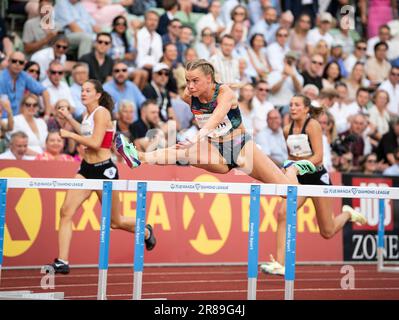 Andrea Rooth aus Norwegen nimmt an den nationalen 100m-Hürden der Frauen bei den Oslo Bislett Games Teil, Wanda Diamond League, Bislett Stadium, Oslo Norwegen Stockfoto