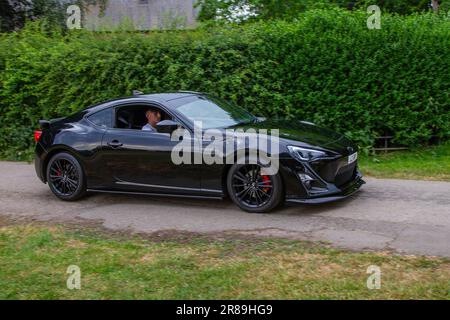 2014 Black Toyota GT86 D-4s 2+2 Sportwagen; eine Reihe von seltenen, aufregenden und ungewöhnlichen Fahrzeugliebhabern und Besuchern auf der Worden Park Motor Village Showcase, Leyland Festival, Großbritannien Stockfoto