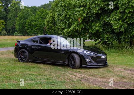 2014 Black Toyota GT86 D-4s 2+2 Sportwagen; eine Reihe von seltenen, aufregenden und ungewöhnlichen Fahrzeugliebhabern und Besuchern auf der Worden Park Motor Village Showcase, Leyland Festival, Großbritannien Stockfoto