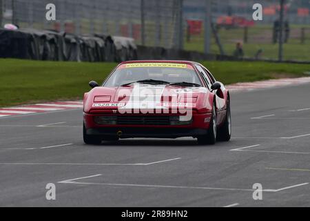 Myles Poulton, Ferrari 328 GTS, Superformance Ferrari Club Classic Series, aus dem Ferrari Club of Great Britian, ein 20-minütiges Rennen, mit Cars spl Stockfoto