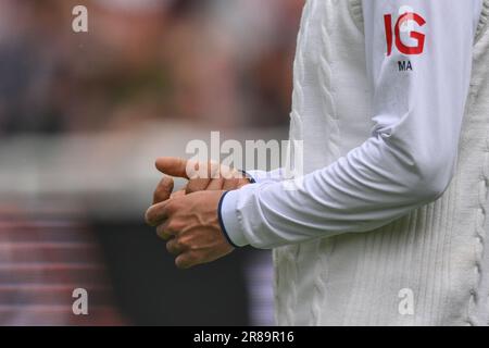 Moeen Ali von England arbeitet am LV= Insurance Ashes First Test Series Day 5 England gegen Australien in Edgbaston, Birmingham, Großbritannien, am 20. Juni 2023 (Foto von Craig Thomas/News Images) in Birmingham, Großbritannien, am 6./20. Juni 2023. (Foto: Craig Thomas/News Images/Sipa USA) Stockfoto