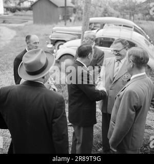 Aktuell 39-7-1960: Schlupfloch an der Grenze, an der sich Morokulien heute befindet, fand eines der erstaunlichsten illegalen Abenteuer des Krieges statt. Die Hauptverbindungsleitung zwischen Hjemmefront und Utefront verläuft direkt an den Nasen der deutschen Wachen vorbei. Foto: Aage Storløkken / Aktuell / NTB ***FOTO NICHT VERARBEITET*** Stockfoto