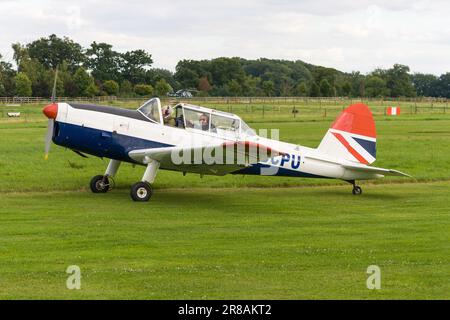 Ein Flugtag in der Shuttleworth Collection mit De Havilland Canada DHC-1 Chipmunk 22 G-BCPU , Old Warden, Bedfordshire 2009 Stockfoto