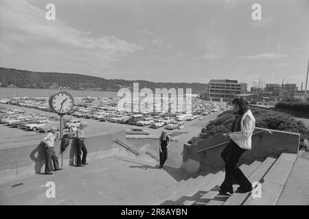 Aktuell 29 - 7 - 1974: Aus diesem Grund streiken Arbeiter von Hydro stands4.500 bei Norsk Hydro. Es könnte ein ziemlich langer Streik werden. Foto: Sverre A. Børretzen / Aktuell / NTB ***FOTO NICHT IMAGE PROCESSED*** Stockfoto