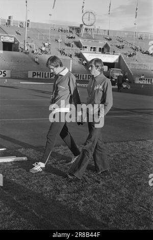 Aktuell 29 - 6 - 1974: Kleiner Bruder in der Welt EliteLittle Brother hat Big Brother für immer distanziert. Arne Kvalheim muss in der Schlange stehen. Knut Kvalheim gehört nach 13.20.4 während der Top Games in Helsinki vor ein paar Wochen zur entschieden Weltelite in 5000 Metern Höhe. Bis heute hält er drei norwegische Rekorde, 3.000 Meter Steeplechase und flach und 5.000 Meter. Knut Kvalheim - mit seinen drei norwegischen Rekorden - muss sich in knapp zwei Monaten während der EG in Rom in der Favoritengruppe wiederfinden. Foto: Jo Grim Gullvåg / Aktuell / NTB ***FOTO NICHT ABGEBILDET*** Stockfoto