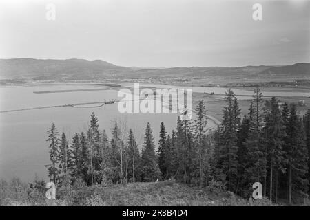 Aktuell 27-10-1960: Der Fluss wird verschoben, damit die Flugzeuge ankommen. Ein NATO-Zuschuss in Höhe von 40 Mio. € für den Ausbau des Flughafens Værnes in Stjørdal.Photo Sverre A. Børretzen: Aktuell / NTB ***Photo not image PROCESSED*** Stockfoto