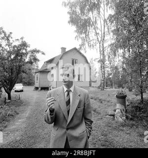 Aktuell 39-7-1960: Schlupfloch an der Grenze, an der sich Morokulien heute befindet, fand eines der erstaunlichsten illegalen Abenteuer des Krieges statt. Die Hauptverbindungsleitung zwischen Hjemmefront und Utefront verläuft direkt an den Nasen der deutschen Wachen vorbei. Foto: Aage Storløkken / Aktuell / NTB ***FOTO NICHT VERARBEITET*** Stockfoto