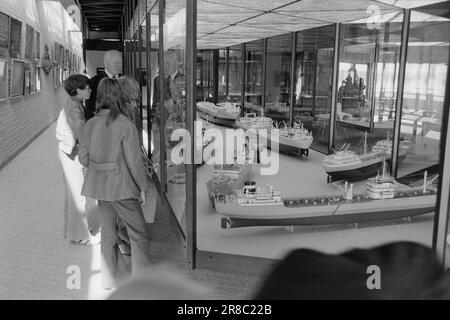 Aktuell 20 - 1974: Das Segeln Norwegens im Haus das Norwegische Schifffahrtsmuseum wurde vor 60 Jahren gegründet, aber erst heute kann man sagen, dass es in enger Verbindung mit dem Framhuset und dem Kon-Tiki-Haus auf Bygdøynes ordnungsgemäß eingerichtet wurde. Foto: Sverre A. Børretzen / Aktuell / NTB ***FOTO NICHT IMAGE PROCESSED*** Stockfoto