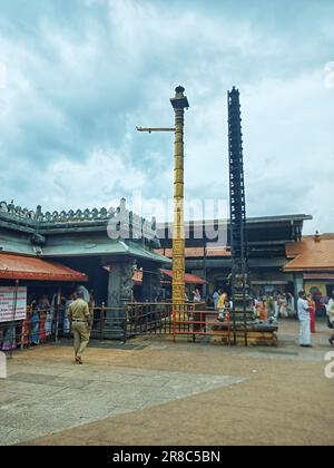 Kollur Mookambika Tempel, Mookambika, Karnataka, südindien, Chandika homam, Mookambika Tempel Streitwagen, hindu Tempel, indischer Tempel, sri Mooksmbiks Tempel Stockfoto