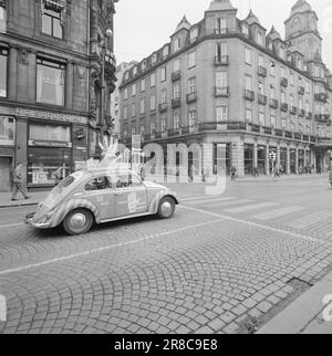 Aktuell 42-7-1960: Wollen sie ein Auto? Beim Glücksfinger-Rennen 1960 schenken wir Ihnen ein Auto – wenn Sie den Glücksfinger mit dem Glücksfingerabdruck haben. Alles über die Lykkefingerløpet und viel Interessantes Automaterial finden Sie im Aktuell Bil-Ekstra, das jetzt landesweit in Geschäften zu finden ist. Folgen Sie auch unseren regelmäßigen Ausgaben Woche für Woche! Foto: Ivar Aaserud / Aktuell / NTB ***FOTO NICHT ABGEBILDET*** Stockfoto