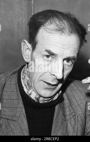 Derzeit 10-9-1960: Schwimmender Sarg Flakke repariert alte Wannen in seiner eigenen Werkstatt, die nicht den professionellen Standards entsprechen. Der Hauptzeuge in einem möglichen Fall gegen Flakke wird Alf Olsen sein, der aus Onega an Land ging und dadurch sein Leben rettete. Foto: Sverre A. Børretzen / Aktuell / NTB ***FOTO NICHT IMAGE PROCESSED*** Stockfoto