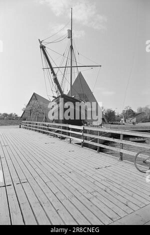 Aktuell 20 - 1974: Das Segeln Norwegens im Haus das Norwegische Schifffahrtsmuseum wurde vor 60 Jahren gegründet, aber erst heute kann man sagen, dass es in enger Verbindung mit dem Framhuset und dem Kon-Tiki-Haus auf Bygdøynes ordnungsgemäß eingerichtet wurde. Foto: Sverre A. Børretzen / Aktuell / NTB ***FOTO NICHT IMAGE PROCESSED*** Stockfoto