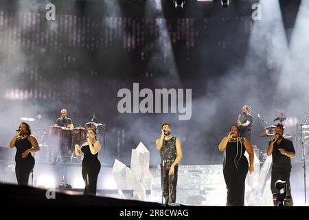 Padua, Italien. 20. Juni 2023. MARCO MENGONI MARCO IN DEN STADIEN 2023 EUGANEO STADIUM - PADOVA Marco Mengoni, der erste italienische Künstler, der bei den MTV Europe Music Awards den besten europäischen Akt gewonnen hat, eine Auszeichnung, die 2010 und 2015 gewonnen wurde, Und der erste italienische Künstler in der Geschichte, der 2013 auf der Billboard Film & TV Music Conference in Los Angeles aufgetreten ist. Vor kurzem nahm er an der Eurovision 2023 Teil, die den vierten Platz gewann. Auf dem Foto Marco Mengoni Credit: Independent Photo Agency/Alamy Live News Stockfoto