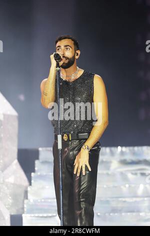 Padua, Italien. 20. Juni 2023. MARCO MENGONI MARCO IN DEN STADIEN 2023 EUGANEO STADIUM - PADOVA Marco Mengoni, der erste italienische Künstler, der bei den MTV Europe Music Awards den besten europäischen Akt gewonnen hat, eine Auszeichnung, die 2010 und 2015 gewonnen wurde, Und der erste italienische Künstler in der Geschichte, der 2013 auf der Billboard Film & TV Music Conference in Los Angeles aufgetreten ist. Vor kurzem nahm er an der Eurovision 2023 Teil, die den vierten Platz gewann. Auf dem Foto Marco Mengoni Credit: Independent Photo Agency/Alamy Live News Stockfoto