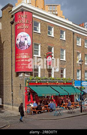 Der Barley Mow Pub in Dorset Street, Marylebone, London, Großbritannien Stockfoto