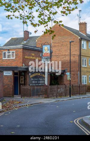 Außenansicht des Shakespeares Head Pub in Arlington Way, London, Großbritannien Stockfoto