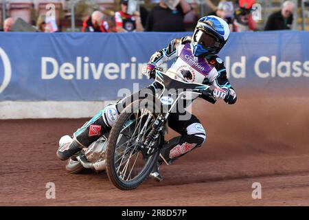 Manchester, Vereinigtes Königreich, 19. Juni 2023. Während des Spiels der Sportversicherer-Premiership zwischen Belle Vue Aces und Peterborough Panthers im National Speedway Stadium, Manchester, am Montag, den 19. Juni 2023. (Foto: Media Image | MI News)Vadim Tarasenko von Peterborough „Crendon“ Panthers während des Sports-insure-Premiership-Spiels zwischen Belle Vue Aces und Peterborough Panthers im National Speedway Stadium, Manchester, am Montag, den 19. Juni 2023. (Foto: Media Image | MI News) Kredit: MI News & Sport /Alamy Live News Stockfoto