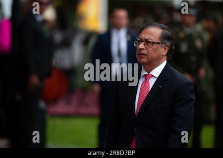 Bogota, Kolumbien. 20. Juni 2023. Der kolumbianische Präsident Gustavo Petro während der Beförderung zum General des Polizeidirektors William Rene Salamanca an der General Santander Police Academy in Bogota, Kolumbien am 20. Juni 2023. Foto von: Chepa Beltran/Long Visual Press Credit: Long Visual Press/Alamy Live News Stockfoto