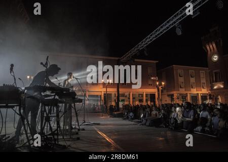 Argenta, Emilia Romagna, Italien. 20. Juni 2023. Giovanni Truppi lebt in Argenta. (Kreditbild: © Carlo Vergani/Pacific Press via ZUMA Press Wire) NUR ZUR REDAKTIONELLEN VERWENDUNG! Nicht für den kommerziellen GEBRAUCH! Stockfoto