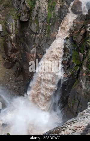 Leavitt Falls und Leavitt Meadow befinden sich auf der Ostseite des Sonora Pass in der Sierra Nevada von Kalifornien. Stockfoto