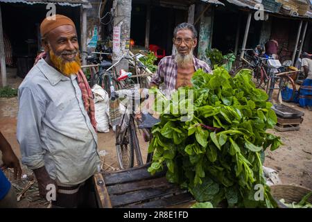 Gemüsegroßhandelsmarkt in Churamonkati, Jashore, Bangladesch Stockfoto