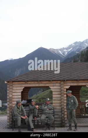 Landschaft und Menschen in Almaty, Kasachstan Stockfoto