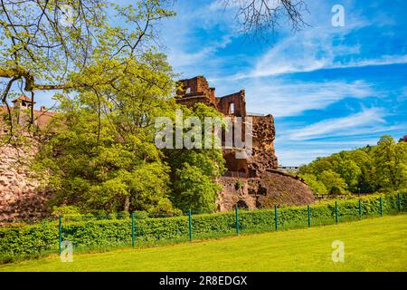 HEIDELBERG, BADEN-WÜRTTEMBERG, DEUTSCHLAND - CIRCA MAI 2023: Schloss Heidelberg, Deutschland. Stockfoto