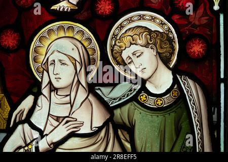 Mary und Saint John, Buntglas, St. Giles Church, Packwood, Warwickshire, England, Großbritannien Stockfoto