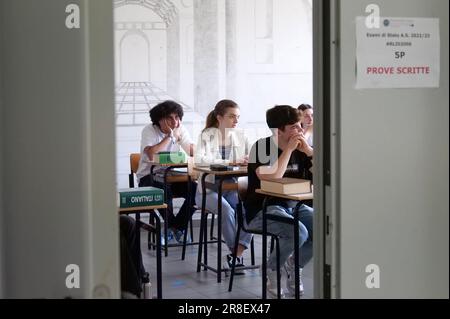 Italien, Arezzo, 21. Juni 2023: Italien, High School Maturity Exs 2022. Wissenschaftliche Highschool Francesco Redi, erste schriftliche Prüfung der Highschool-Prüfungen. Foto © Daiano Cristini/Sintesi/Alamy Live News Stockfoto