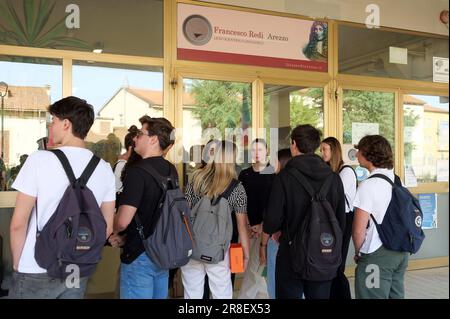 Italien, Arezzo, 21. Juni 2023: Italien, High School Maturity Exs 2022. Wissenschaftliche Highschool Francesco Redi, erste schriftliche Prüfung der Highschool-Prüfungen. Foto © Daiano Cristini/Sintesi/Alamy Live News Stockfoto