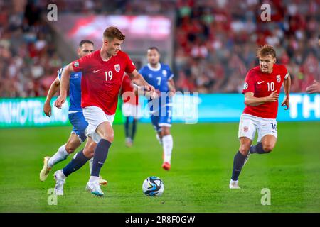 Oslo, Norwegen, 20. Juni 2023. Norwegens Alexander Sørloth auf dem Ball im UEFA Euro 2024 Qualifier zwischen Norwegen und Zypern im Ullevål-Stadion in Oslo Credit: Frode Arnesen/Alamy Live News Stockfoto