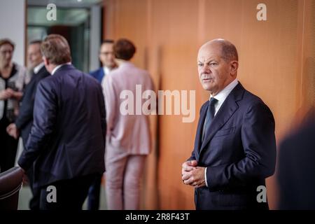 Berlin, Deutschland. 21. Juni 2023. Kanzler Olaf Scholz (SPD) nimmt an der Kabinettssitzung des Bundeskanzlers Teil. Kredit: Kay Nietfeld/dpa/Alamy Live News Stockfoto