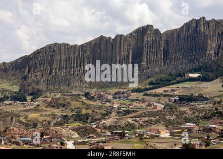 Valle de las Animas, Landschaft mit besonderen Felsformationen am Stadtrand von La Paz in den bolivianischen Anden - Reisen und Erkunden Südamerikas Stockfoto