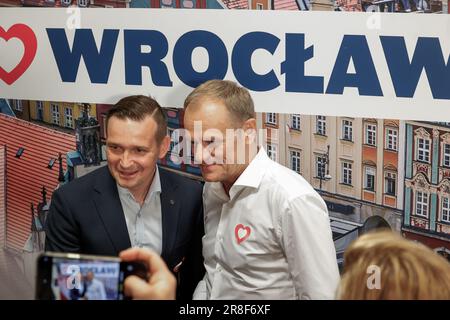 Breslau, Breslau, Polen. 20. Juni 2023. Der Wahlkampf in Polen hat begonnen. Am 20. Juni 2023 lud Donald Tusk, PO-Leiter in Breslau, zu einer großen Kundgebung der Bürgerplattform ein, die am 24. Juni um 13:00 Uhr in Breslau stattfinden wird. AUF Bild Donald Tusk (Kreditbild: © Krzysztof Zatycki/ZUMA Press Wire) NUR REDAKTIONELLE VERWENDUNG! Nicht für den kommerziellen GEBRAUCH! Stockfoto