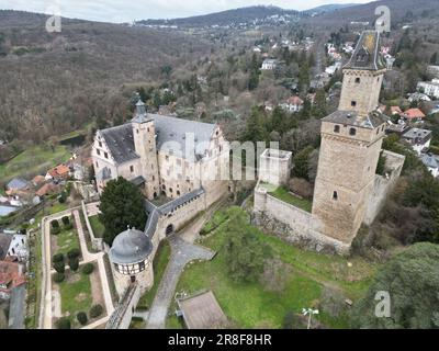 Draufsicht über das Schloss Kronberg in der Taunusregion Deutschlands Stockfoto