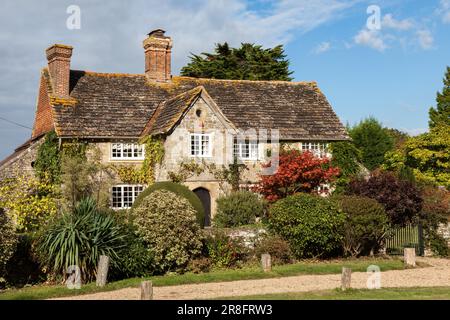 WISBOROUGH GREEN, WEST SUSSEX, UK - OCTOBER 15 : wünschenswertes Einfamilienhaus in Wisborough Green, West Sussex am 15. Oktober 2009 Stockfoto