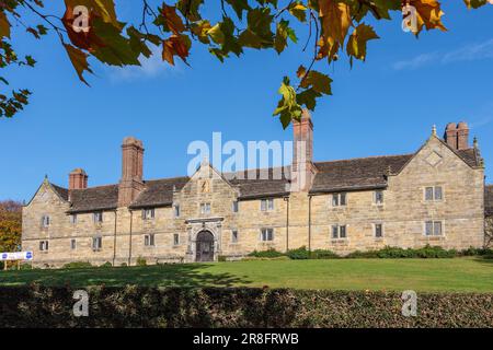 EAST GRINSTEAD, WEST SUSSEX, Großbritannien - 26. OKTOBER: Sackville College in East Grinstead am 26. Oktober 2009 Stockfoto