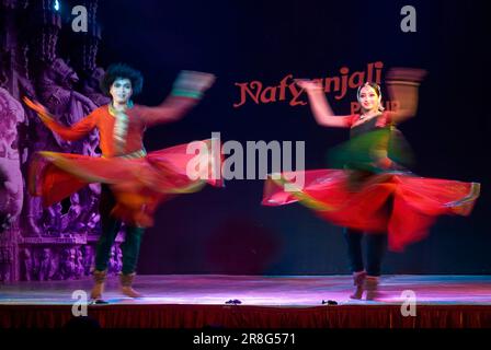 Kathak-Tanz im Natiyanjali-Festival im Perur-Tempel, Tamil Nadu, Indien Stockfoto