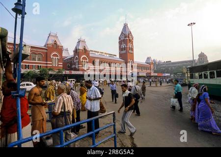 Madras Hauptbahnhof 1873 erbaut, Chennai, Tamil Nadu, Indien, Asien Stockfoto