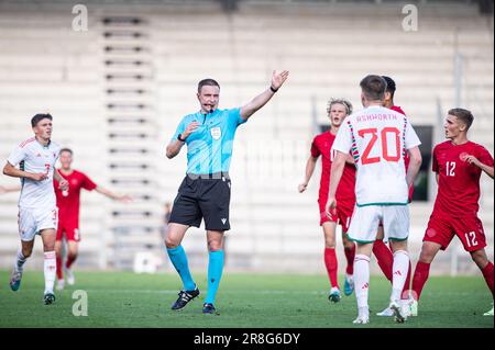 Vejle, Dänemark. 20. Juni 2023. Schiedsrichter Ante Culina beim Europameisterschaftsspiel U21 zwischen Dänemark und Wales im Vejle-Stadion in Vejle. (Foto: Gonzales Photo/Alamy Live News Stockfoto