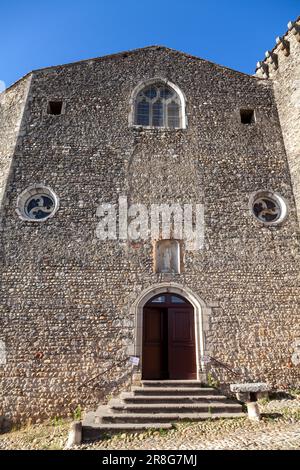 Eglise Sainte-Marie-Madeleine de Pérouges, Pérouges, Departement Ain, Region Auvergne-Rhône-Alpes in Ostfrankreich. Stockfoto