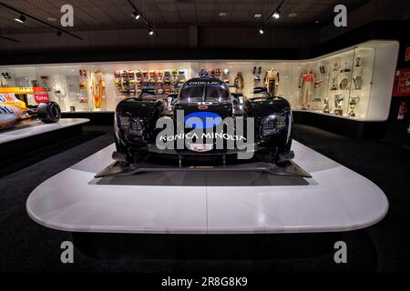 Konica Minolta Cadillac, mit dem Fernando Alonso 2019 die 24 Stunden Daytona gewann. Foto wurde am 16. Mai 2023 im Fernando Alonso Museum aufgenommen Stockfoto