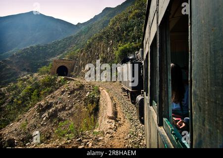 Eritreische Eisenbahn. Von Asmara nach Massawa. Eritrea Stockfoto