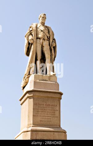 Giuseppe Barbaroux-Statue. Piazza Galimberti. Cuneo. Piemont. Italien Stockfoto