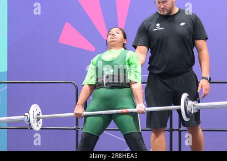 Berlin, Deutschland, 21. Juni 2023. Maria MANZOOR aus Pakistan während der Deadlift-Division F06 bei den Olympischen Sonderspielen Berlin 2023. Kredit: Fabideciria. Stockfoto