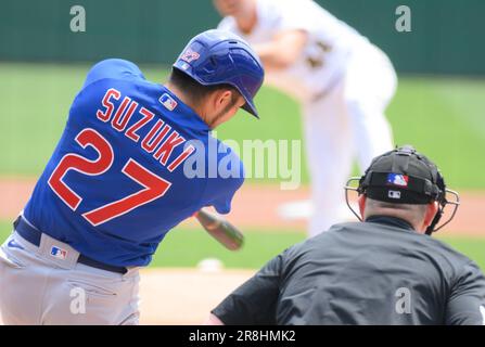 Pittsburgh, Usa. 21. Juni 2023. Chicago Cubs Right Fielder Seiya Suzuki (27) spielt im ersten Inning gegen die Pittsburgh Pirates im PNC Park am Mittwoch, den 21. Juni 2023 in Pittsburgh. Foto: Archie Carpenter/UPI Credit: UPI/Alamy Live News Stockfoto