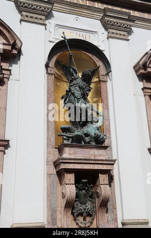 St. Michael ist eine Jesuitenkirche in München, die größte Renaissancekirche nördlich der Alpen. Die Kirche wurde von Wilhelm V., Herzog von Bayern, erbaut. Stockfoto