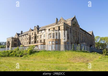 Hartwood Hospital, verlassene psychiatrische Anstalt, Pflegeheim. Verfall des Pflegeheims im Baronial-Stil, Lanarkshire, Schottland Stockfoto